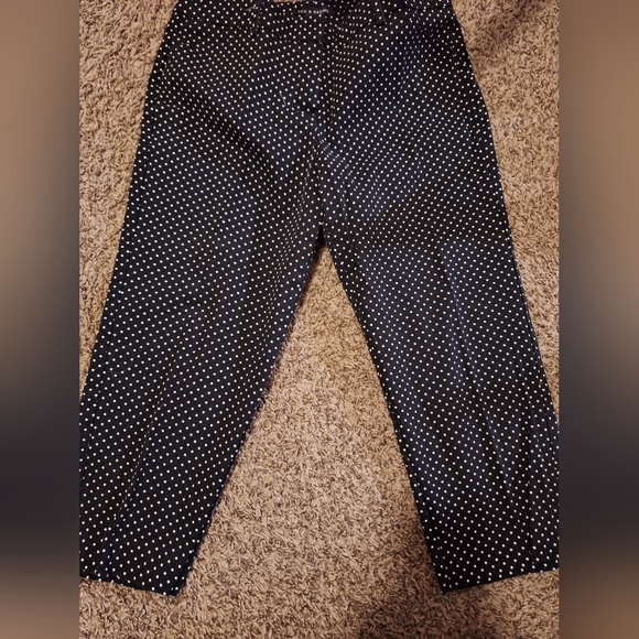 Ladies Crop Pants - Picture 2 of 2